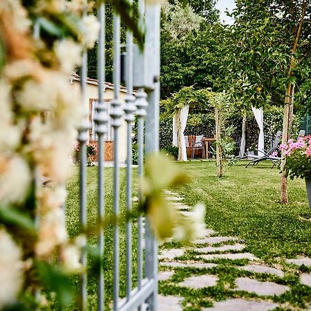 Апартаменты La Piccola Loggia Торрита-ди-Сьена Экстерьер фото