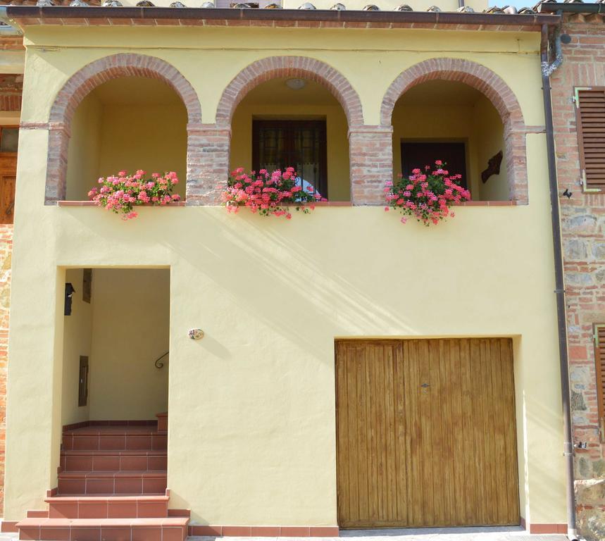 Апартаменты La Piccola Loggia Торрита-ди-Сьена Экстерьер фото